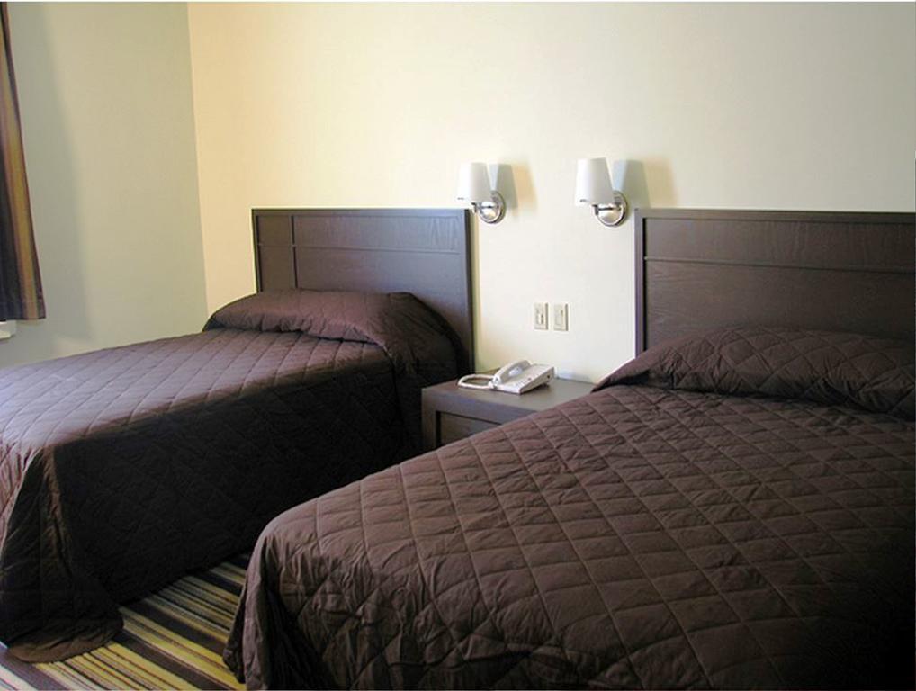 Hotel Alameda Express Matamoros  Bilik gambar