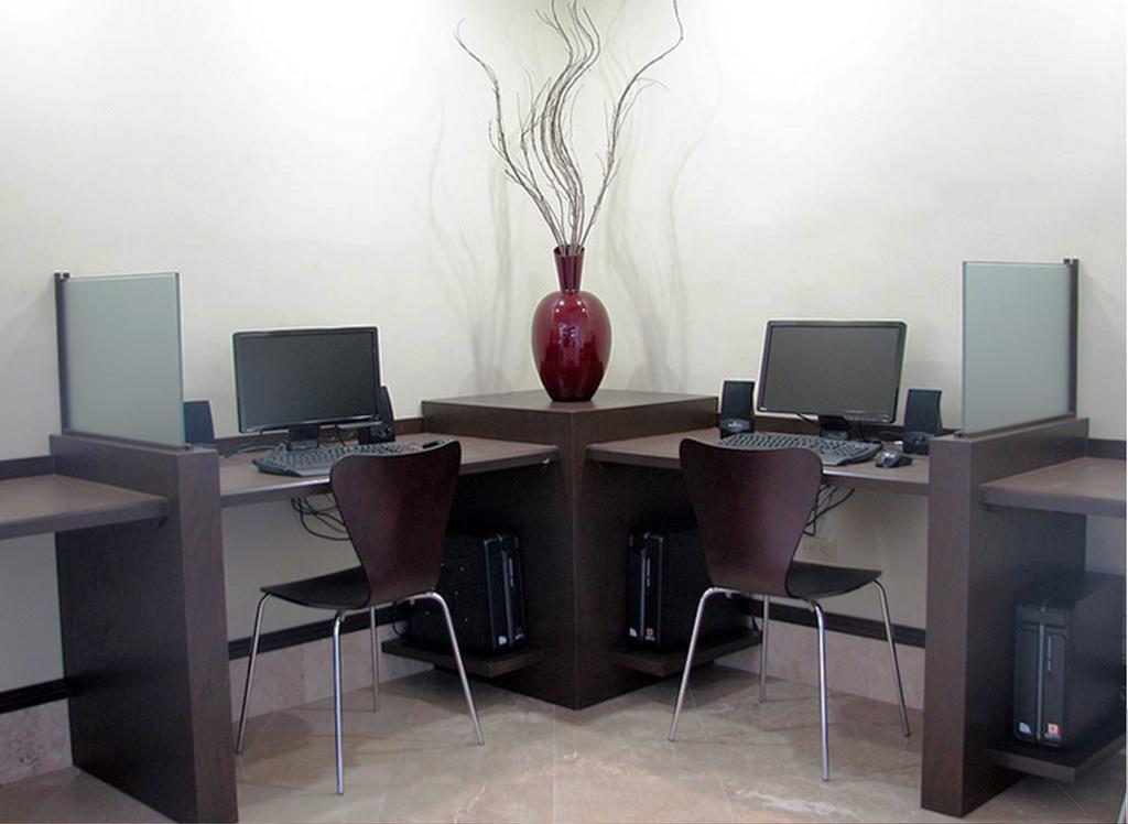 Hotel Alameda Express Matamoros  Luaran gambar