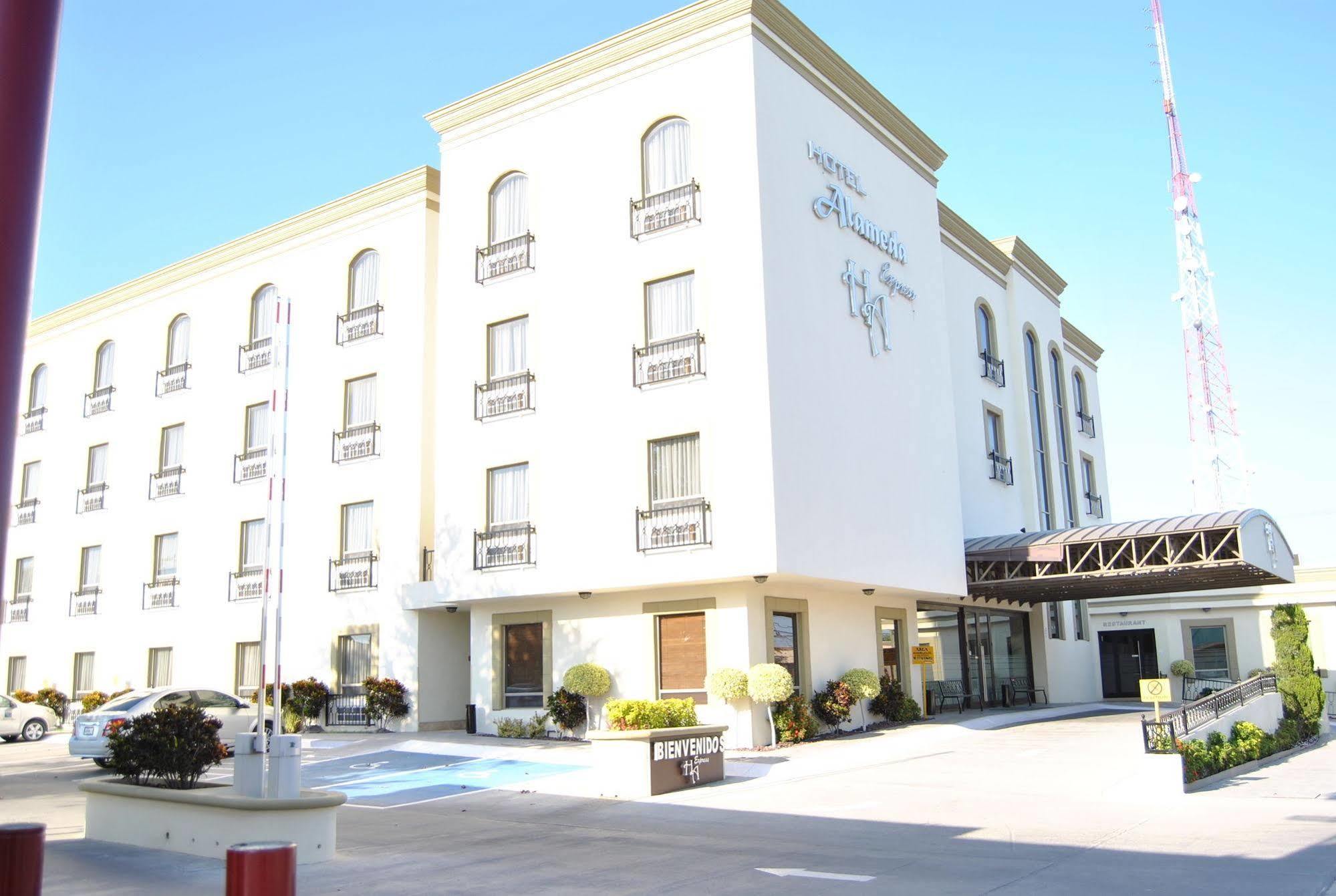 Hotel Alameda Express Matamoros  Luaran gambar