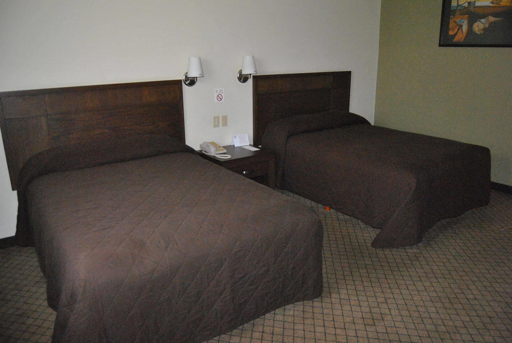 Hotel Alameda Express Matamoros  Luaran gambar