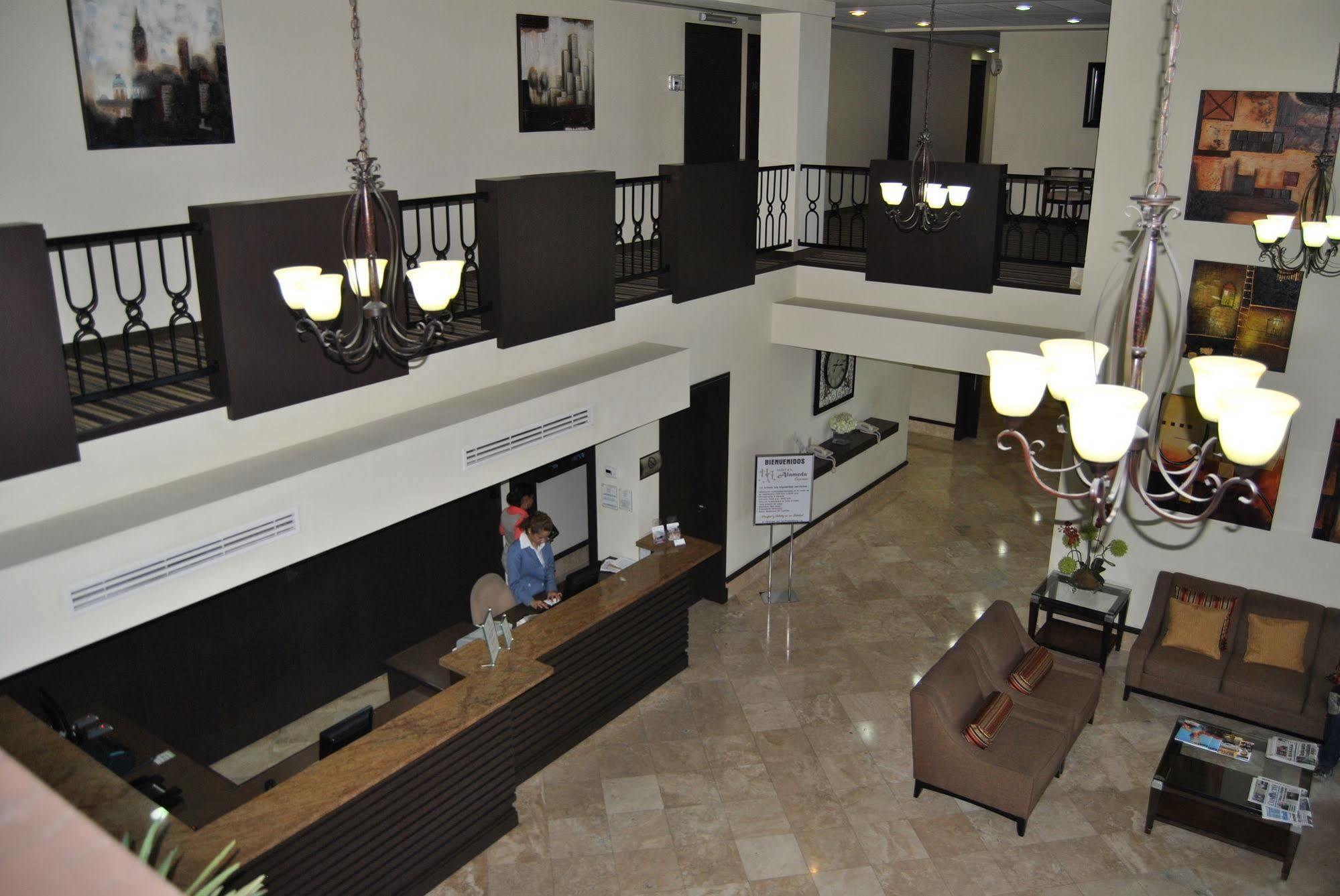 Hotel Alameda Express Matamoros  Luaran gambar